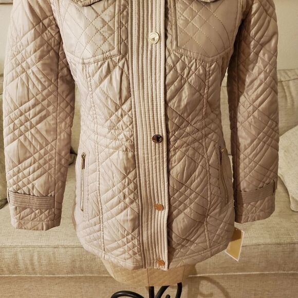 Michael Kors Missy Quilted Anorak Jacket - Picture 6 of 14